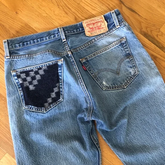 Vintage Levi 501 Jeans - Picture 5 of 11